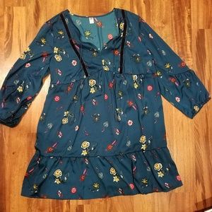 Women's Old Navy flowy floral dress size XL.